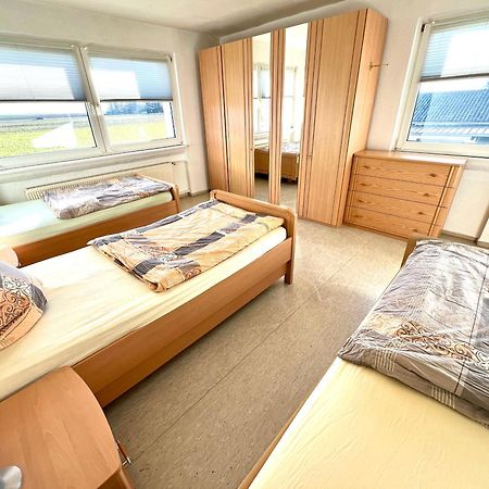 Handwerkerwohnung Naehe Frankfurt Karben Exteriör bild